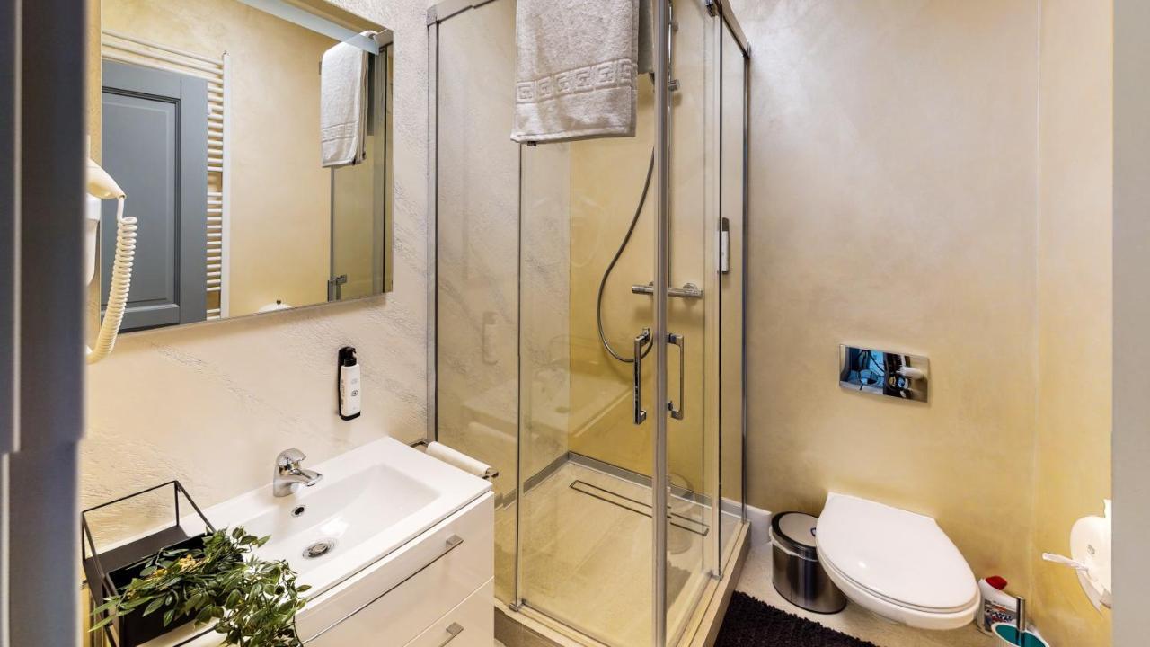 Hotel Angel Sofia Fălticeni Eksteriør bilde