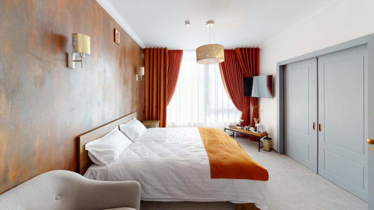 Hotel Angel Sofia Fălticeni Eksteriør bilde