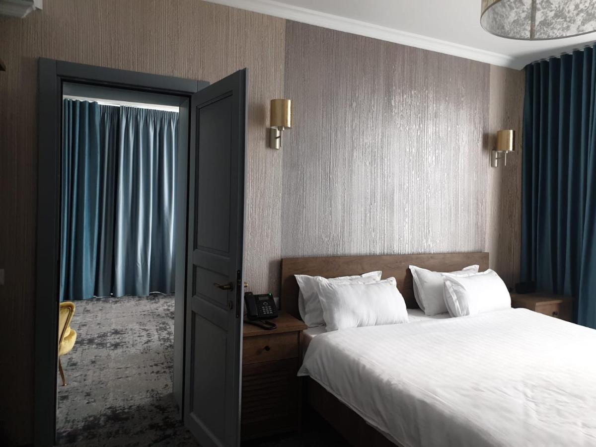 Hotel Angel Sofia Fălticeni Eksteriør bilde